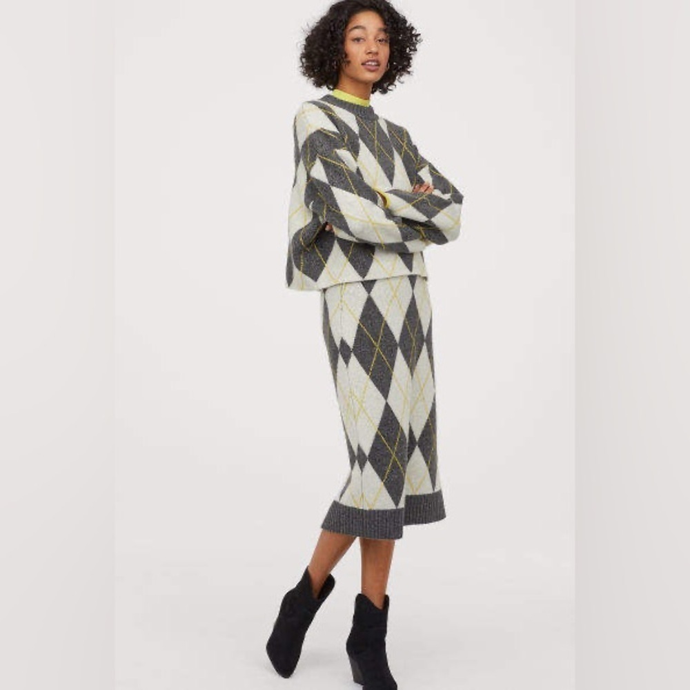 Pringle of Scotland H&M knit set Sweater Medium and skirt Small